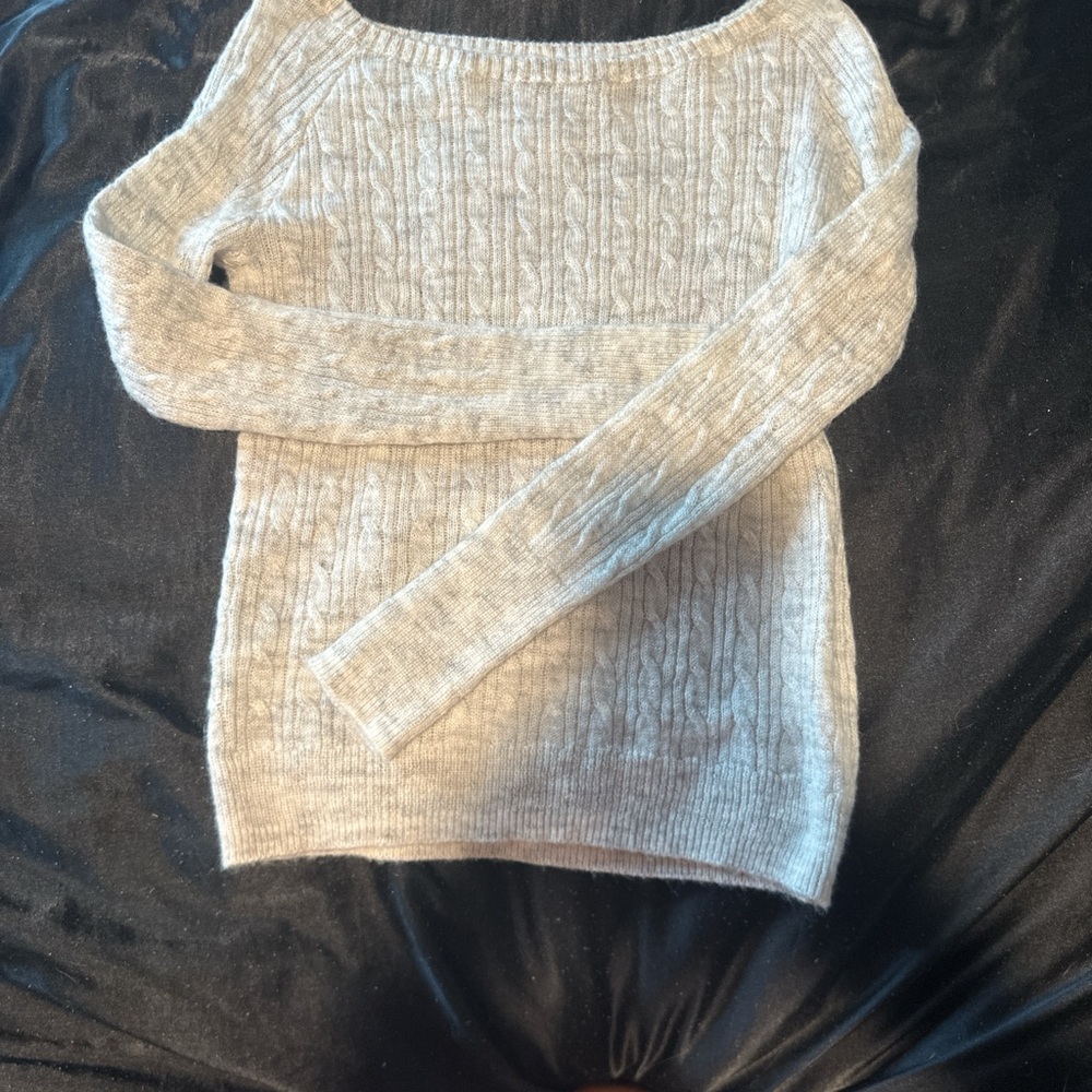 Brandy Melville Gray Crew Neck Sweater Cozy Knit